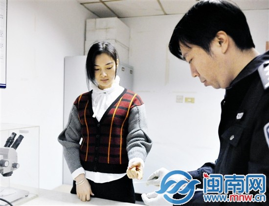 許玲莉昨日在豐澤公安采集血樣，備驗DNA