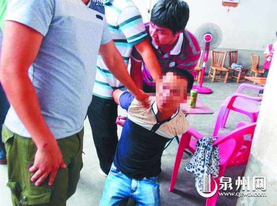5月27日，專案組奔赴湖頭鎮，抓獲偷盜家禽的犯罪嫌