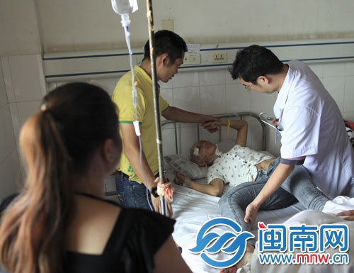 小虹腦出血，在安溪醫(yī)院搶救